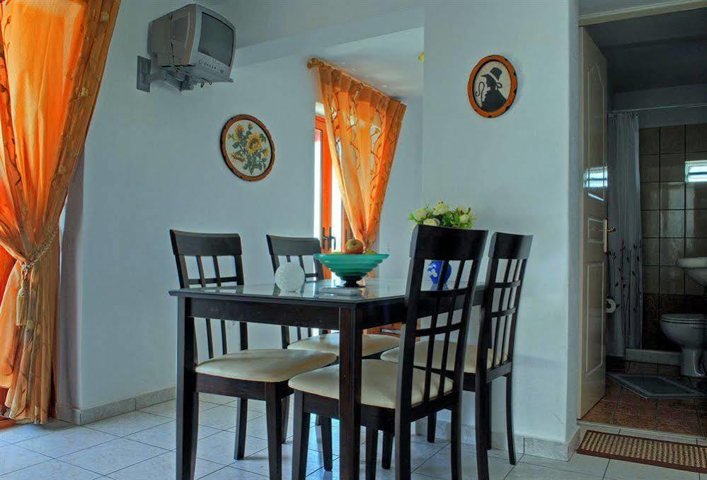 Kapetanos Rooms Naxos City Buitenkant foto