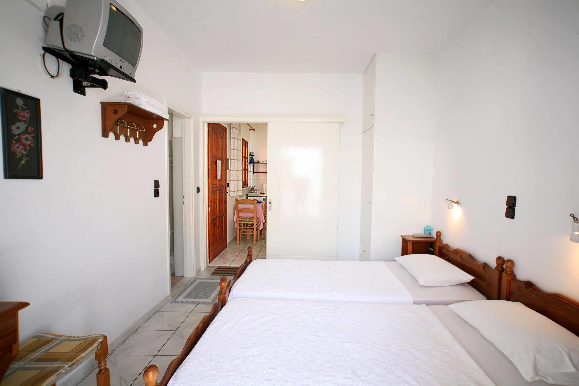Kapetanos Rooms Naxos City Buitenkant foto