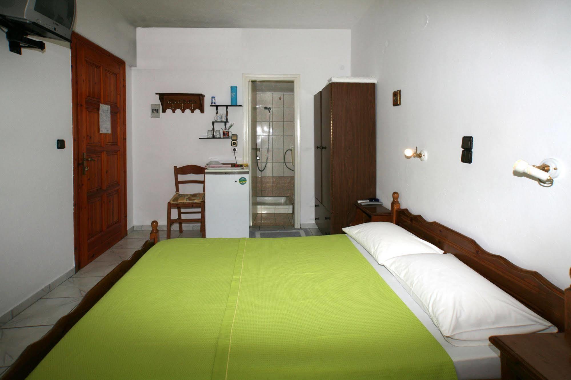 Kapetanos Rooms Naxos City Buitenkant foto
